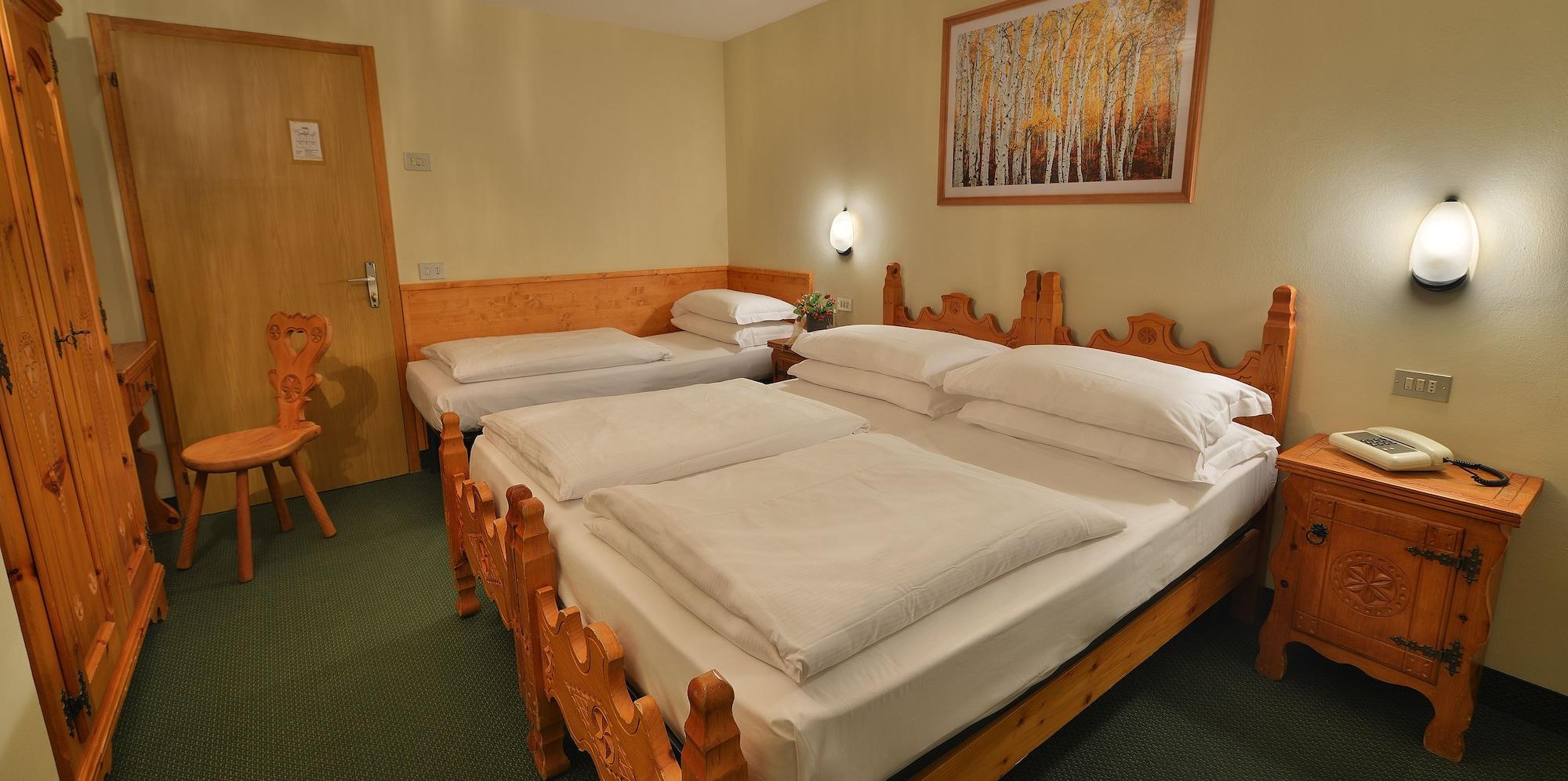Hotel Loredana Livigno Esterno foto