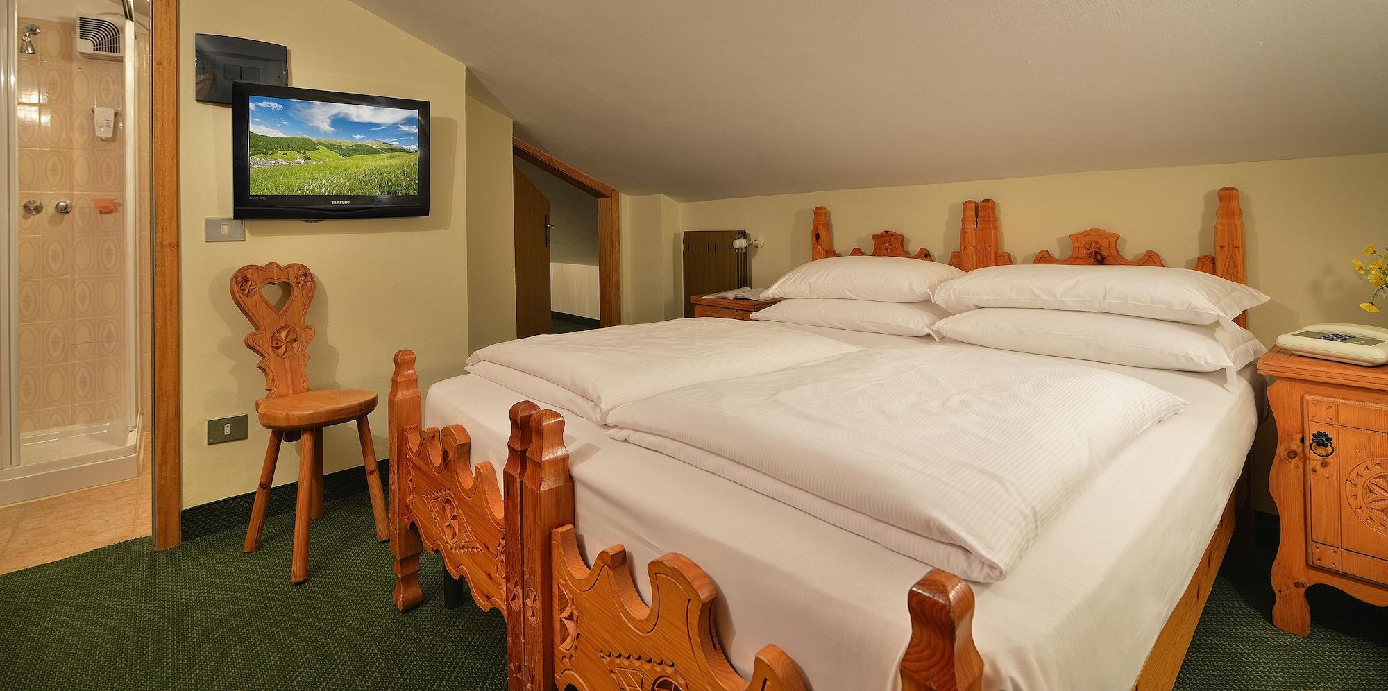 Hotel Loredana Livigno Esterno foto