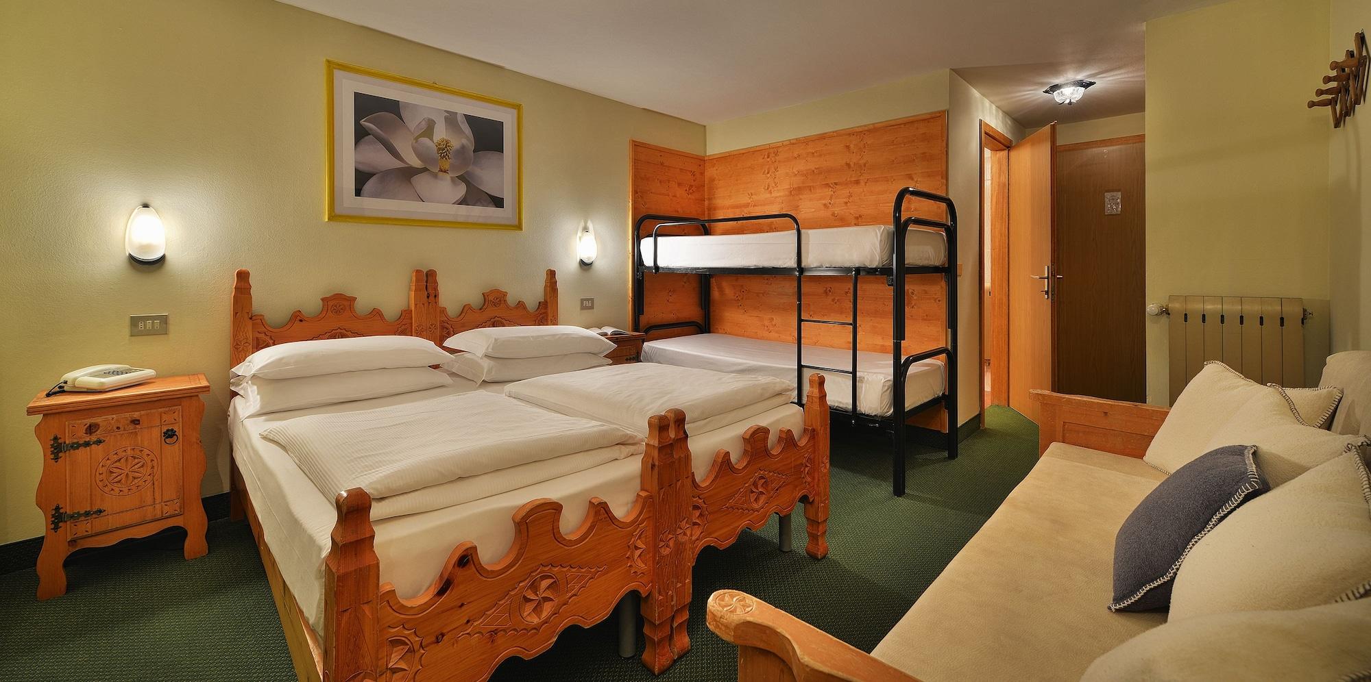 Hotel Loredana Livigno Esterno foto